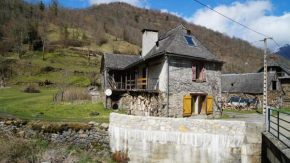 Mountain House with Beautiful Views and Real Fires